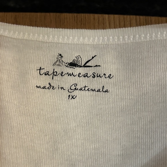 White Pineapple Graphic Tee - Picture 2 of 6